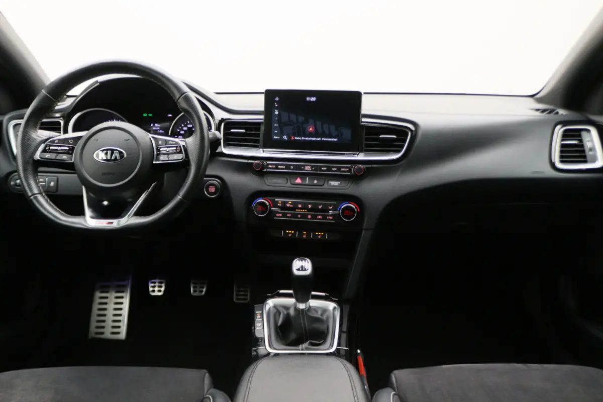 1.0 T-GDI GT-Line Panoramadak, Camera, Cruise, Apple Carplay, Verwarmd Stuurwiel, 17''