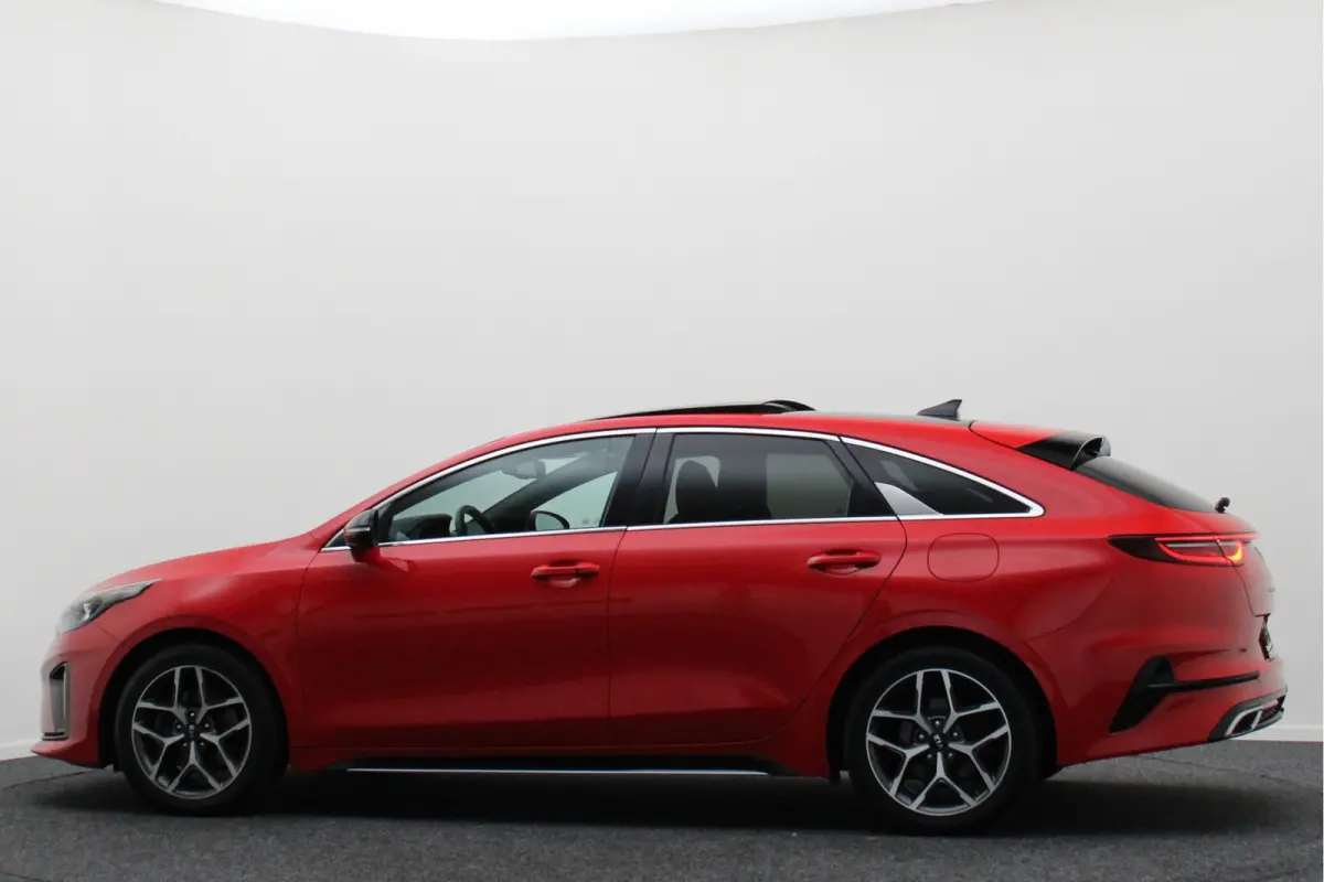 1.0 T-GDI GT-Line Panoramadak, Camera, Cruise, Apple Carplay, Verwarmd Stuurwiel, 17''