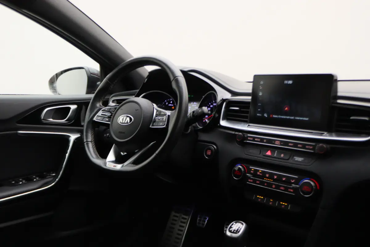 1.0 T-GDI GT-Line Panoramadak, Camera, Cruise, Apple Carplay, Verwarmd Stuurwiel, 17''