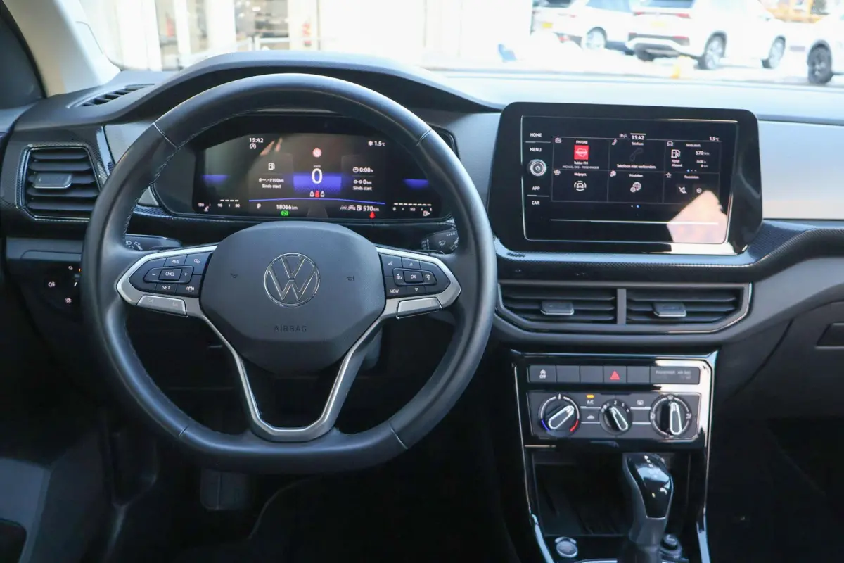 1.0 TSI 116pk DSG Life Edition | Android Auto/Apple Carplay | Keyless | Camera | PDC