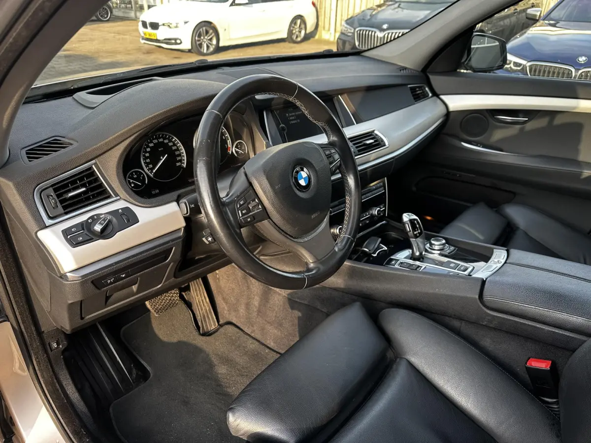 535i High Executive Pano/Head-Up/Sfeerverlichting