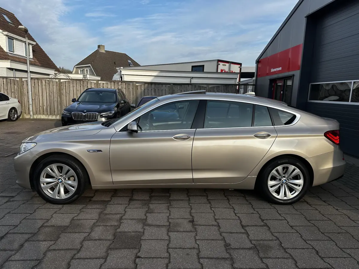 535i High Executive Pano/Head-Up/Sfeerverlichting