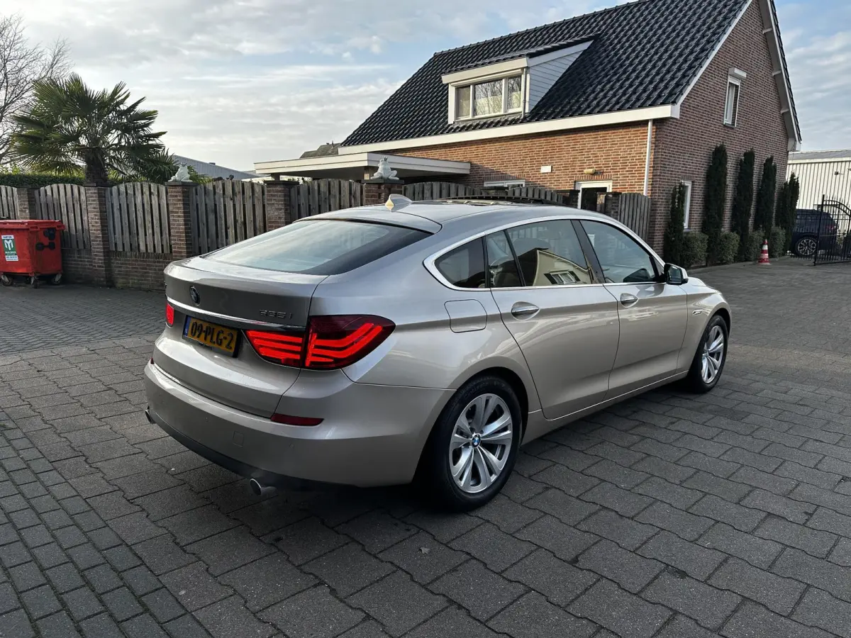 535i High Executive Pano/Head-Up/Sfeerverlichting