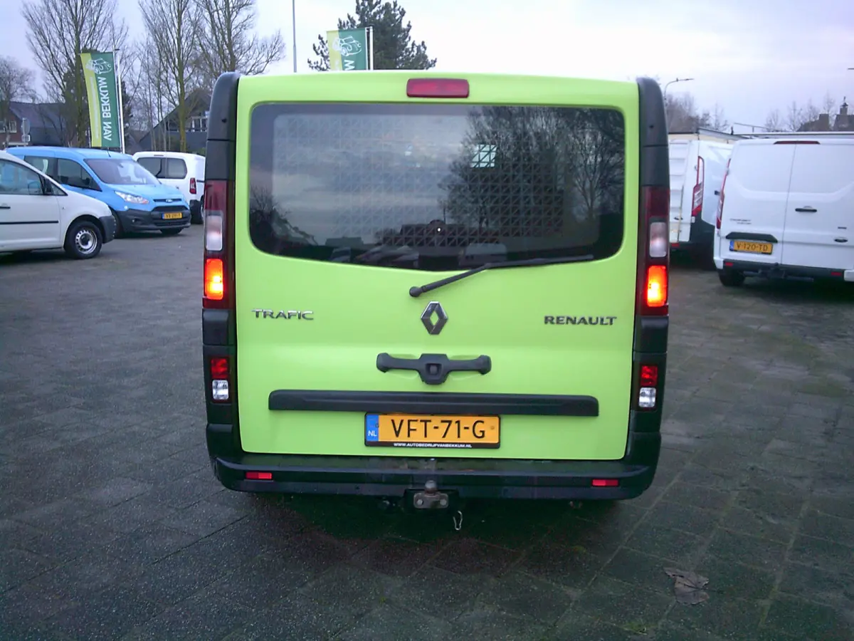 1.6 dCi 95 T29 L2H1 Comfort VOORZIEN VAN AIRCO+CRUISE+TREKHAAK !!!