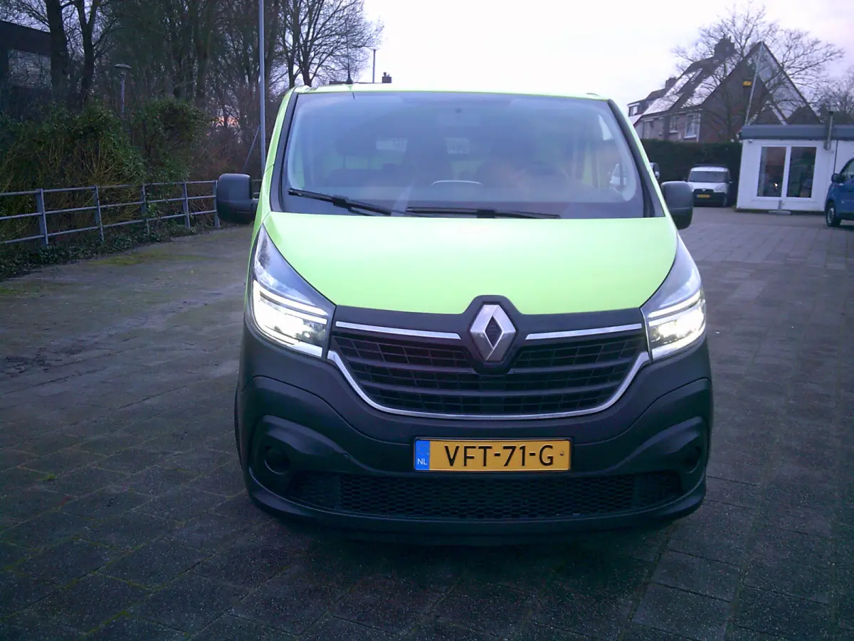 1.6 dCi 95 T29 L2H1 Comfort VOORZIEN VAN AIRCO+CRUISE+TREKHAAK !!!
