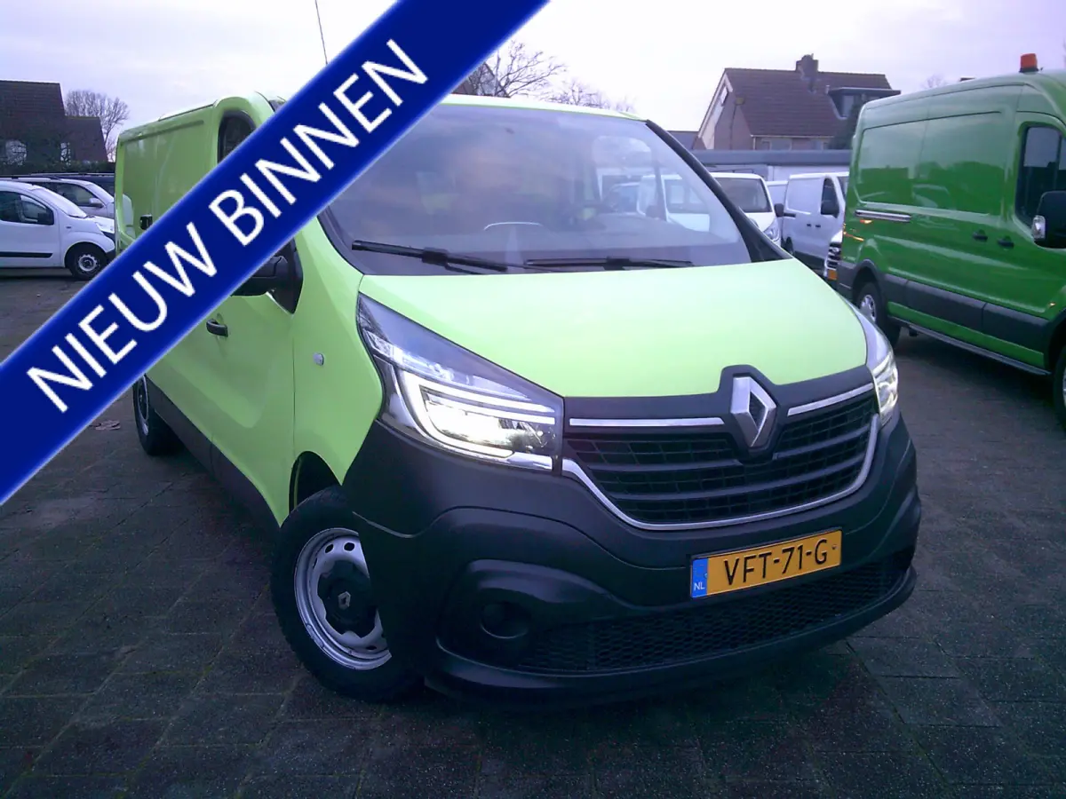 1.6 dCi 95 T29 L2H1 Comfort VOORZIEN VAN AIRCO+CRUISE+TREKHAAK !!!