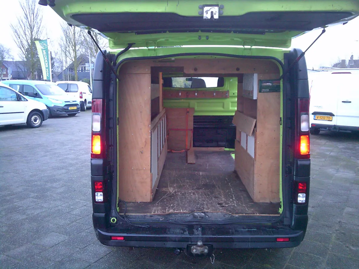 1.6 dCi 95 T29 L2H1 Comfort VOORZIEN VAN AIRCO+CRUISE+TREKHAAK !!!