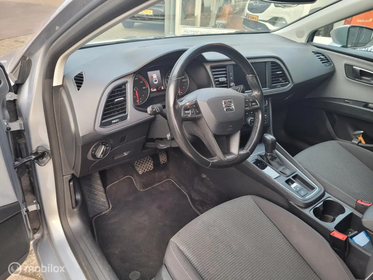 1.0 EcoTSI Style Business Intense AUTOMAAT!