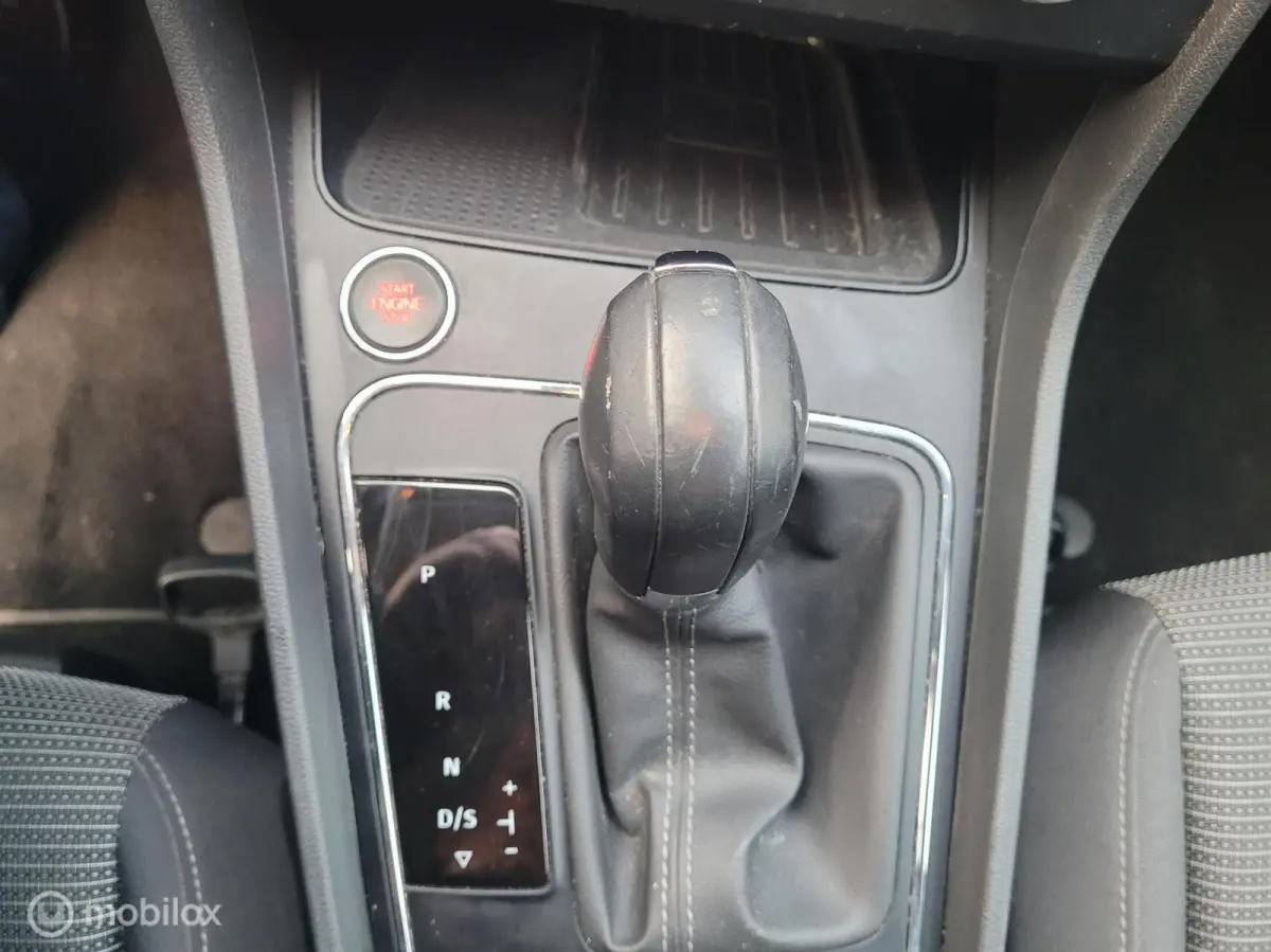 1.0 EcoTSI Style Business Intense AUTOMAAT!