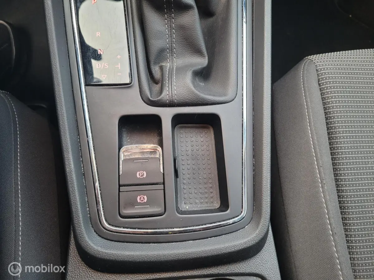 1.0 EcoTSI Style Business Intense AUTOMAAT!