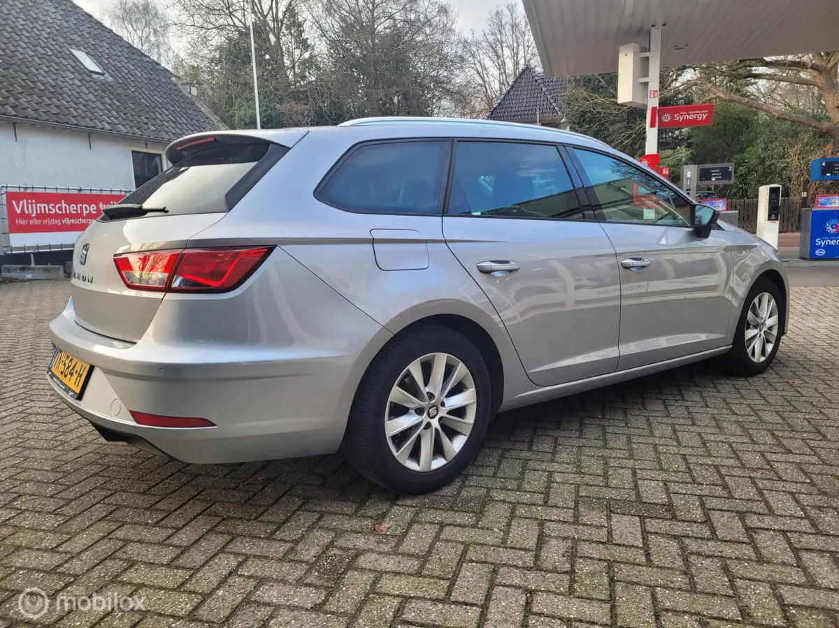 1.0 EcoTSI Style Business Intense AUTOMAAT!