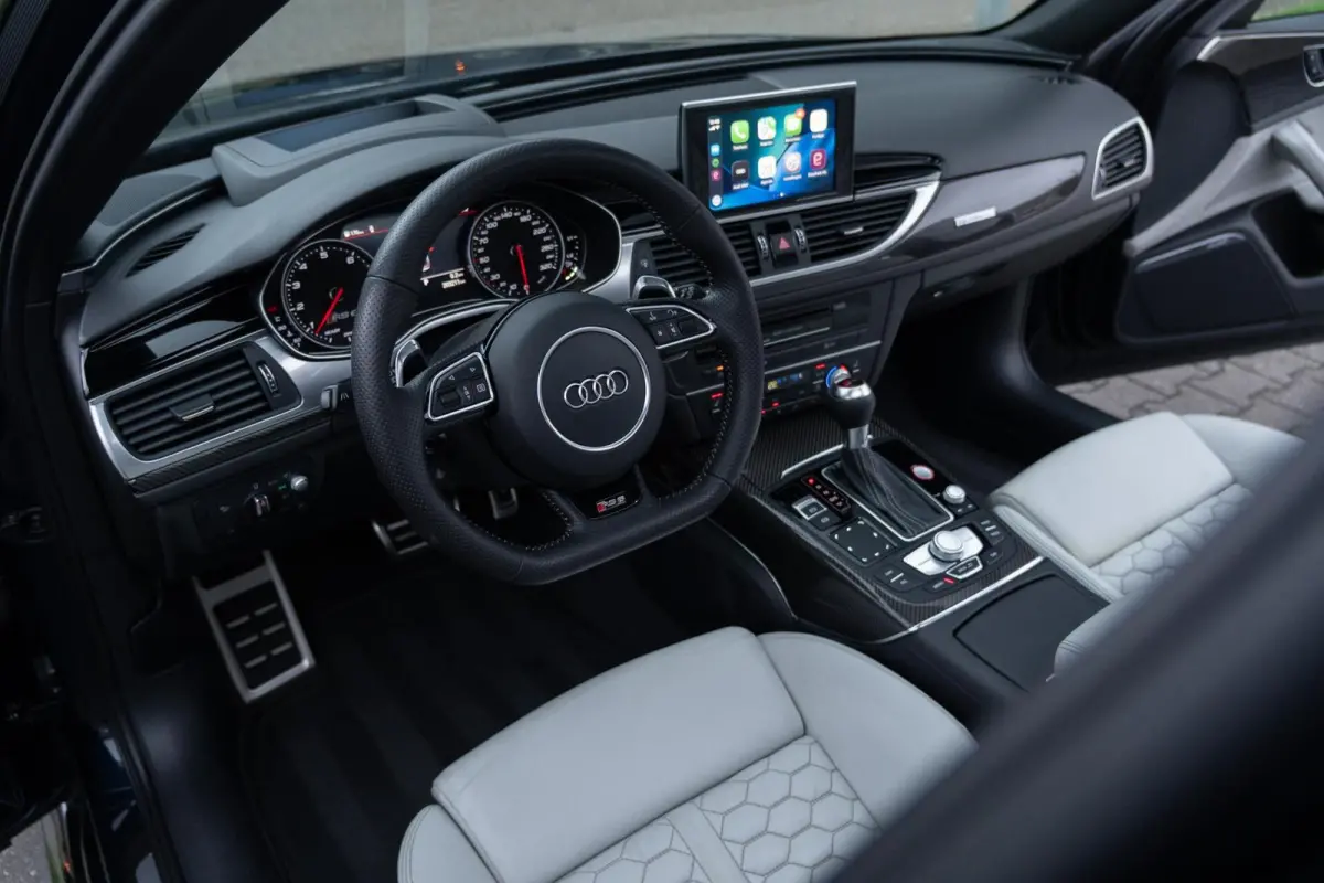 4.0 TFSI RS 6 Quattro|2e Eig|Facelift|Trekhaak|Audi Exclusive|BTW Auto|Carbon|Top Conditie|Panoramadak|Head Up|Bose|DAB|Dealer Onderhouden
