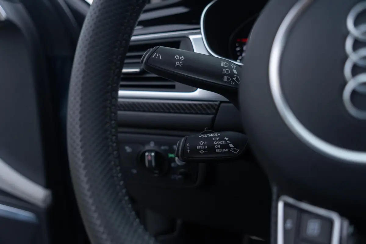 4.0 TFSI RS 6 Quattro|2e Eig|Facelift|Trekhaak|Audi Exclusive|BTW Auto|Carbon|Top Conditie|Panoramadak|Head Up|Bose|DAB|Dealer Onderhouden