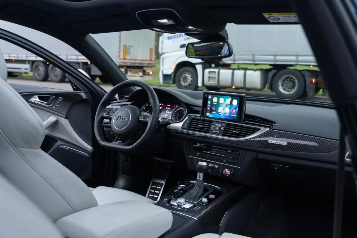 4.0 TFSI RS 6 Quattro|2e Eig|Facelift|Trekhaak|Audi Exclusive|BTW Auto|Carbon|Top Conditie|Panoramadak|Head Up|Bose|DAB|Dealer Onderhouden