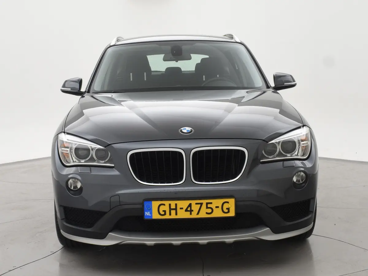 sDrive20i 184 PK AUT. ORIG. NL *94.700 KM* + TREKHAAK | NAVI PRO | MINERALGRAU