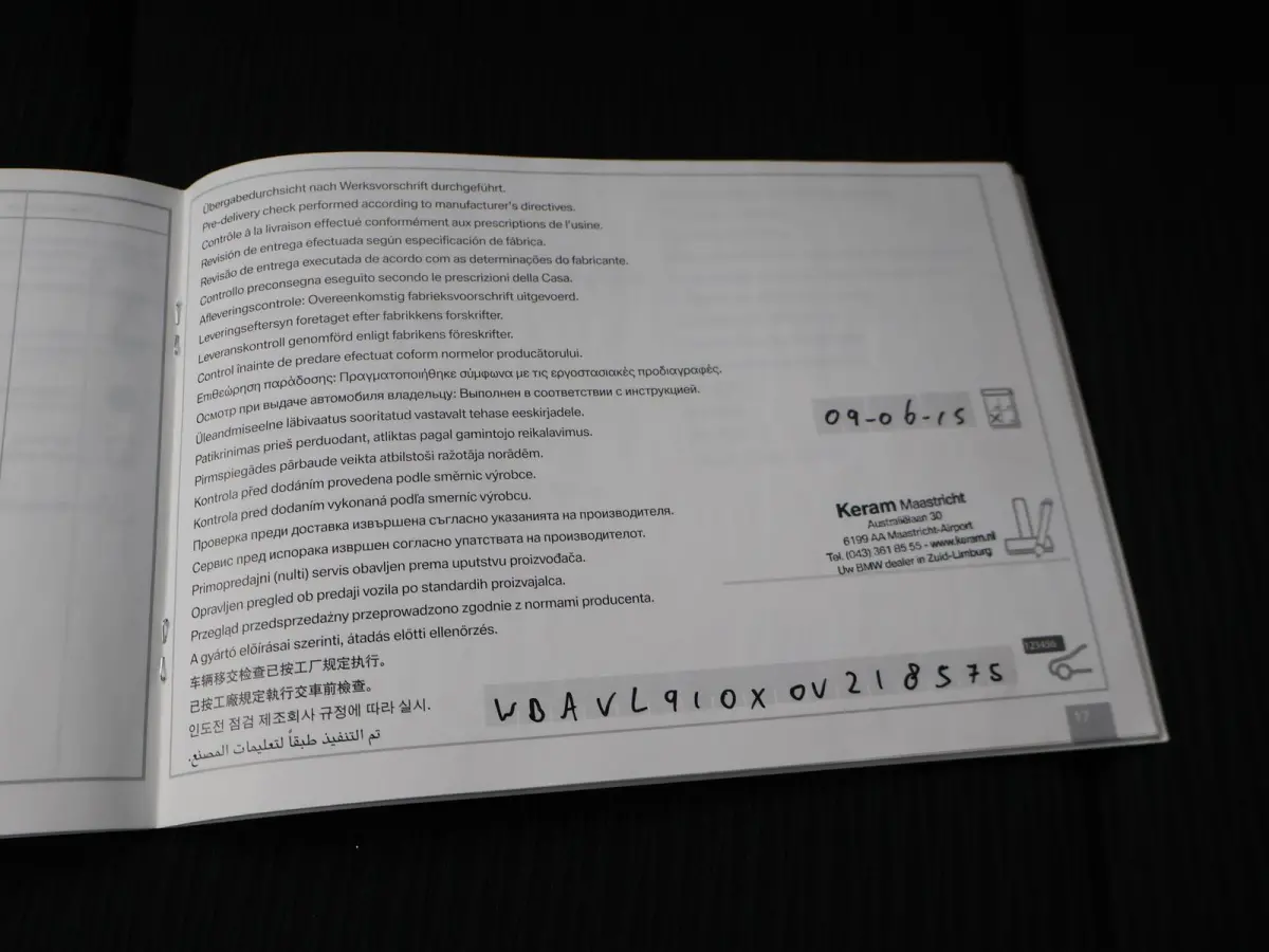 sDrive20i 184 PK AUT. ORIG. NL *94.700 KM* + TREKHAAK | NAVI PRO | MINERALGRAU