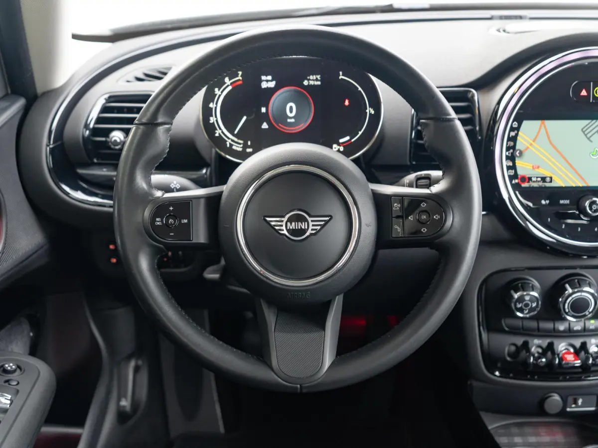 One Classic + Business Edition + Apple Carplay