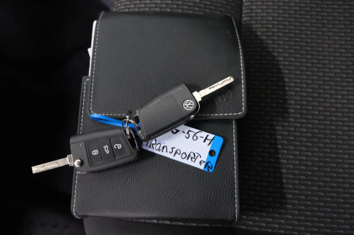 2.0 TDI L2H1 150 PK - N.A.P. Airco, Cruise, Navi, PDC.
