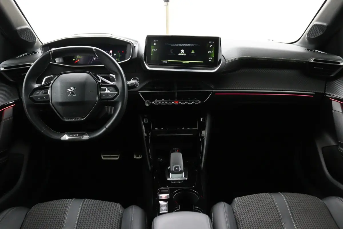 1.2*GT-LINE*PANO*CARPLAY*AUTOM*ECC*CRUISE*NAV*CAM*