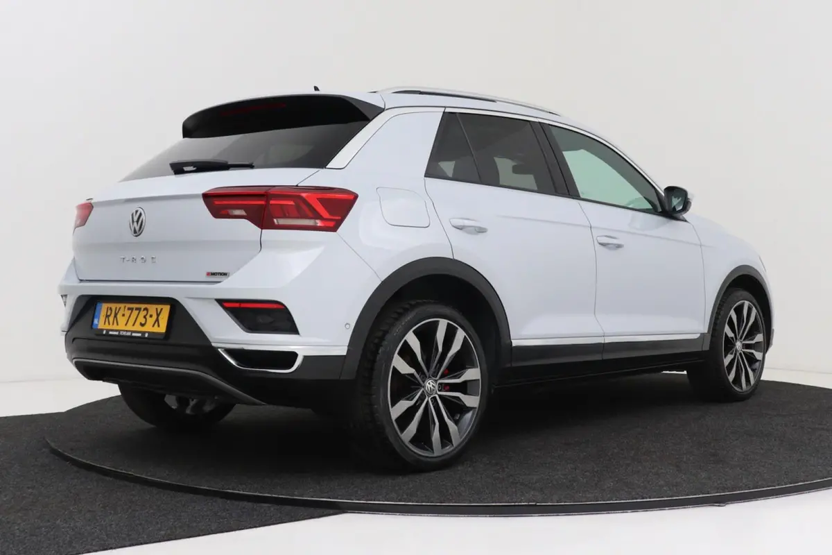 2.0 TSI 4Motion Sport | Panoramadak | Org NL | 190 PK | 1700 KG Trekgewicht | CarPlay | Adap. Cruise |