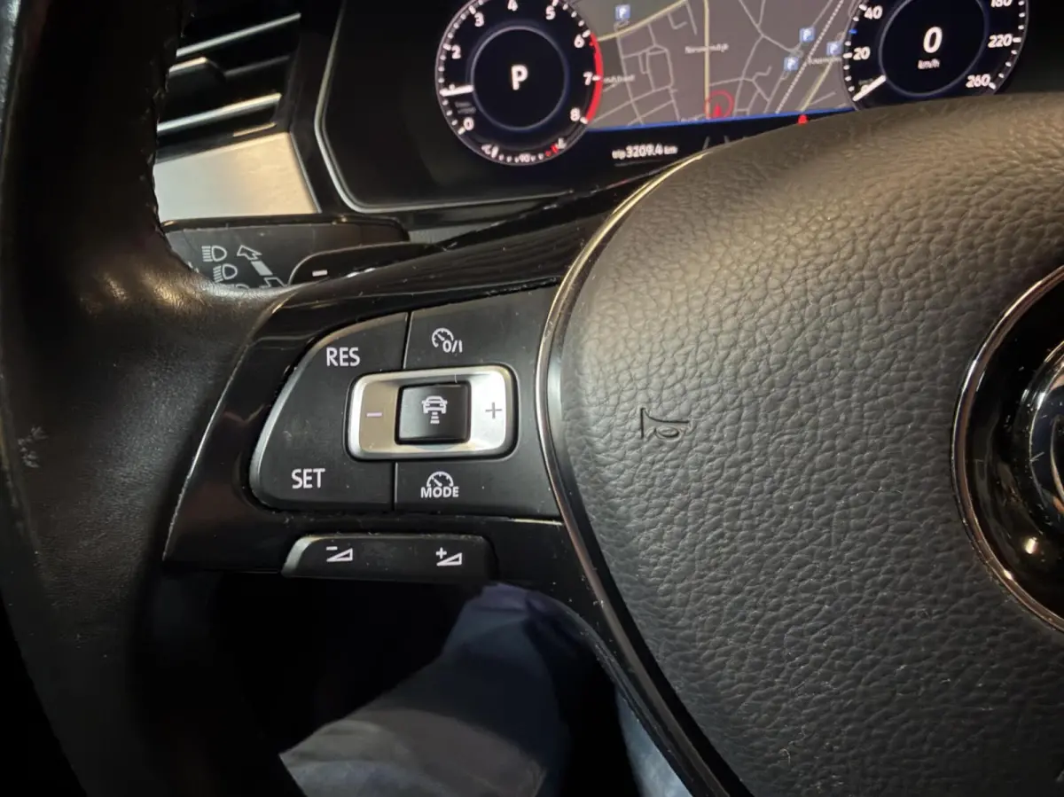 1.8 TSI Business Edition R