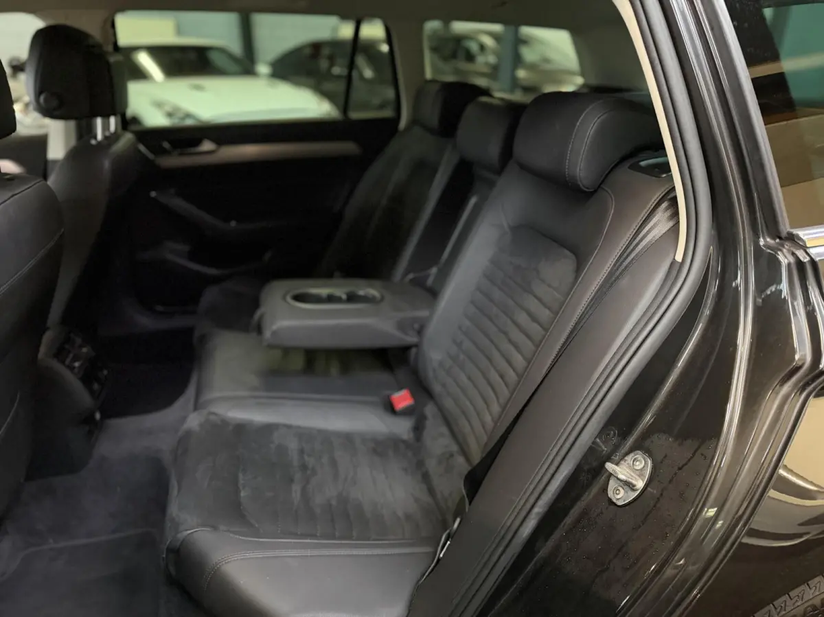 1.8 TSI Business Edition R