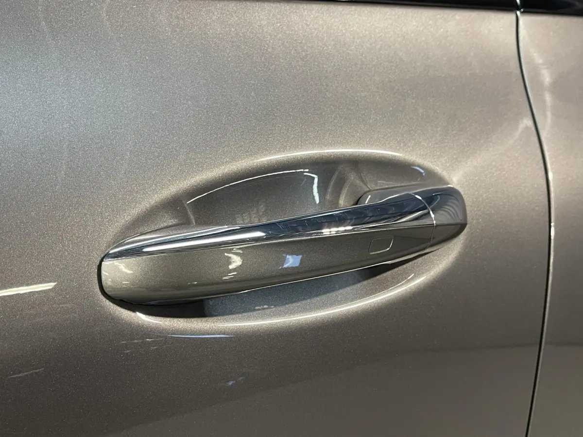 250 e AMG Line 19"/Panoramadak/Sfeerverlichting/Keyless/Camera/Stoelverwarming