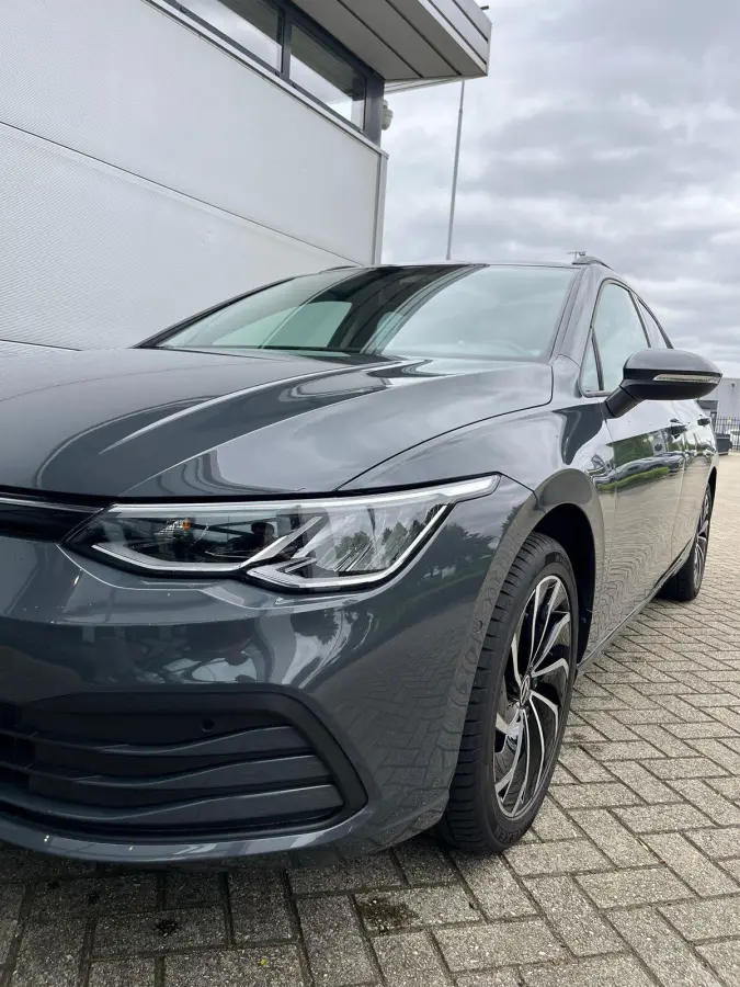1.0 eTSI Life Business | Parkeersensoren | Navigatie | Adaptieve cruise control | Stoelverwarming | Digital cockpit | Climate control |
