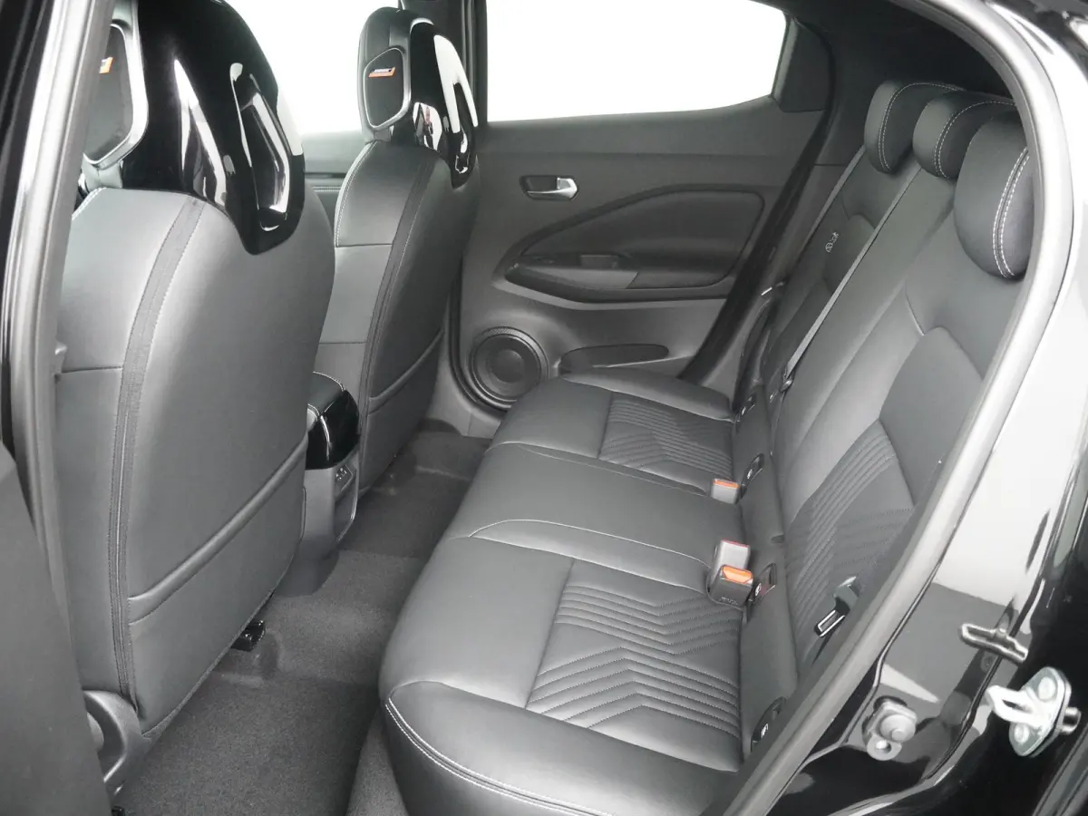 1.6 Hybrid Tekna | Lederen Bekl. | BOSE Audio | Stoel-, Stuur- & Voorruitverw. |