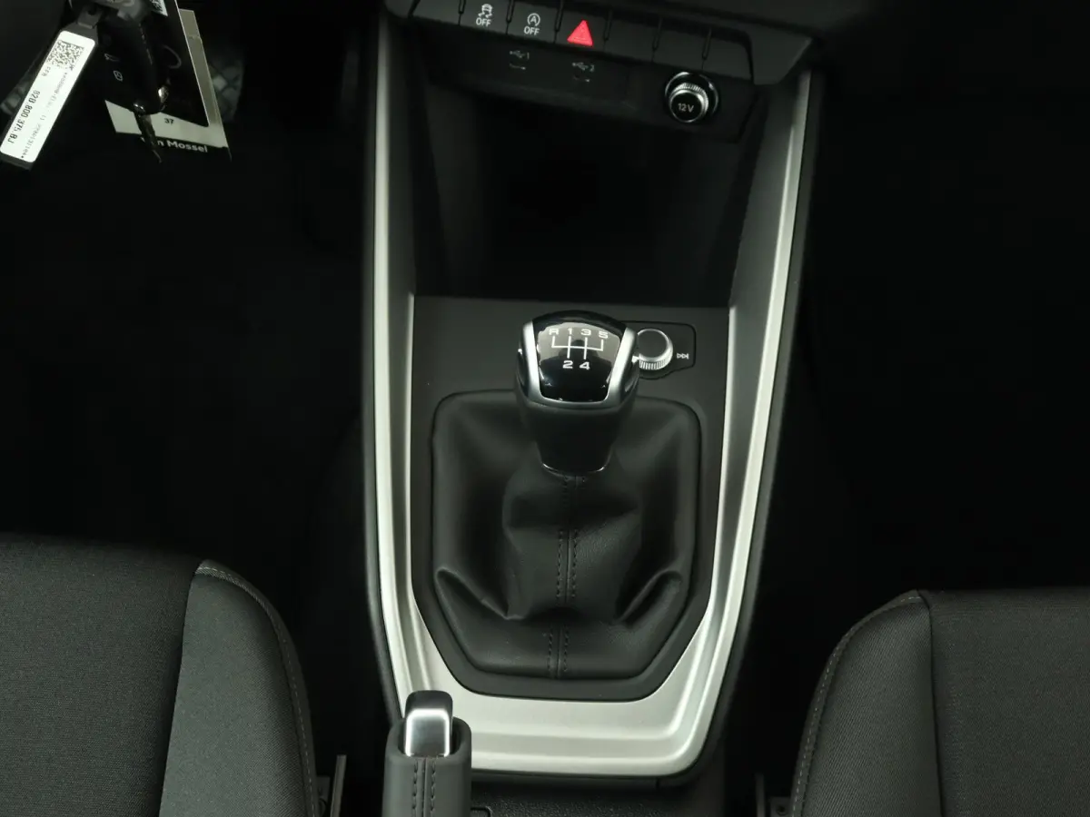 25 TFSI Pro Line 95 PK | Apple Carplay | Spiegels inklapbaar | Lichtmetalen velgen |