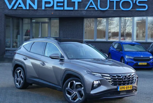 1.6 T-CRDI Diesel-Hybrid Premium Sky / Pano / Leder / Winter