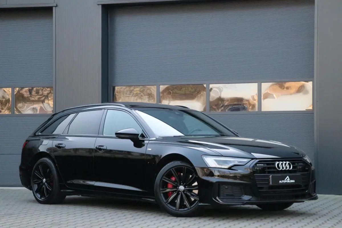 55 TFSI e quattro Competition AdaptiveCruise Panodak BlackOptik Stoelverw PrivacyGlass Camera AppleCarplay Sfeerverlicht Uitstraling! BJ2020
