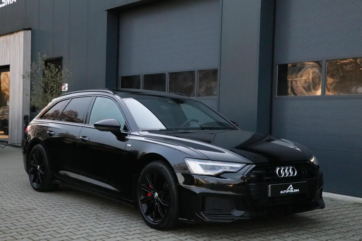 55 TFSI e quattro Competition AdaptiveCruise Panodak BlackOptik Stoelverw PrivacyGlass Camera AppleCarplay Sfeerverlicht Uitstraling! BJ2020