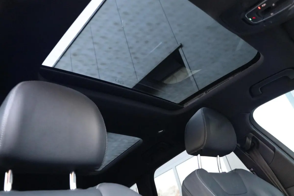 55 TFSI e quattro Competition AdaptiveCruise Panodak BlackOptik Stoelverw PrivacyGlass Camera AppleCarplay Sfeerverlicht Uitstraling! BJ2020