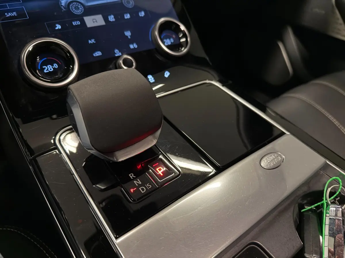 2.0 P400e R-Dynamic HSE SOH 86,5%/PANO/MERIDIAN-SOUND/LEDER/V-COCKPIT/H-UP/DAB/CARPLAY///