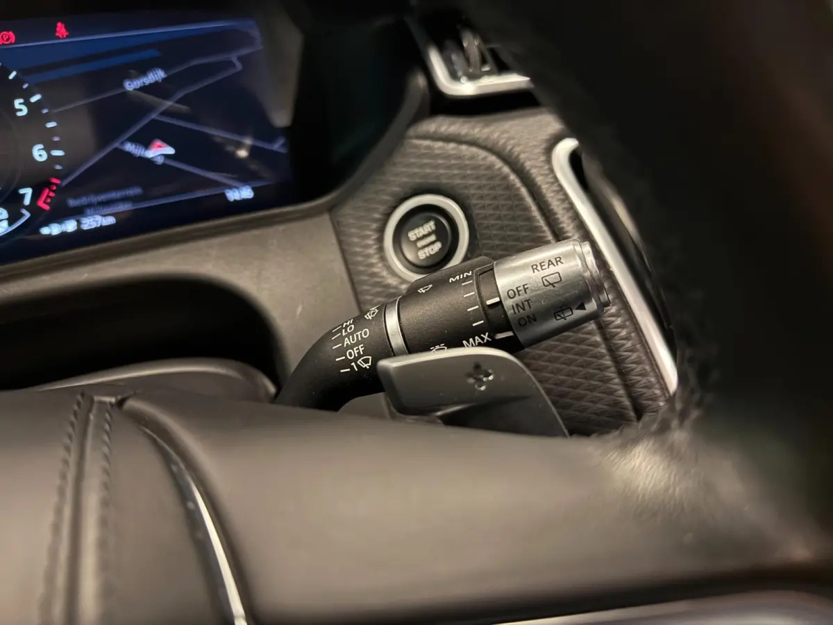 2.0 P400e R-Dynamic HSE SOH 86,5%/PANO/MERIDIAN-SOUND/LEDER/V-COCKPIT/H-UP/DAB/CARPLAY///
