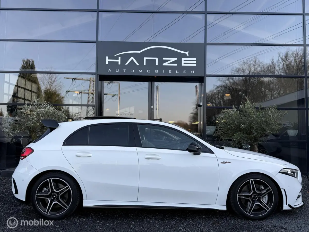 AMG 35 4MATIC Premium Plus