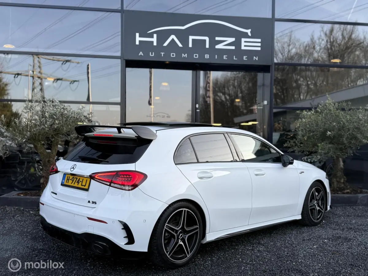 AMG 35 4MATIC Premium Plus
