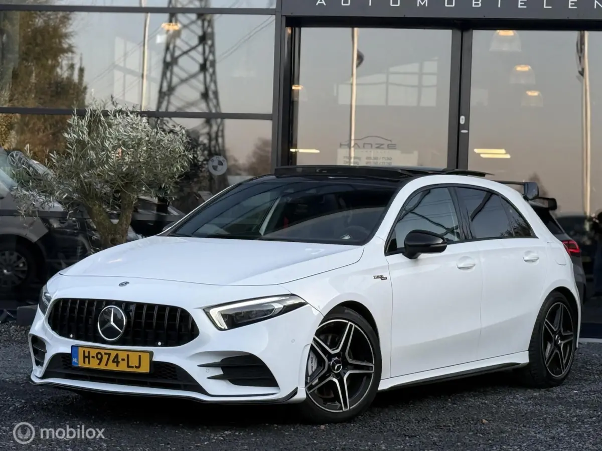 AMG 35 4MATIC Premium Plus