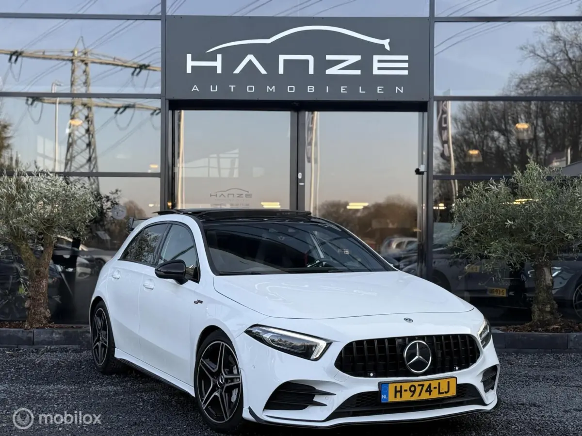 AMG 35 4MATIC Premium Plus