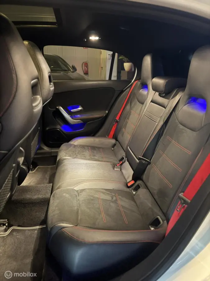AMG 35 4MATIC Premium Plus