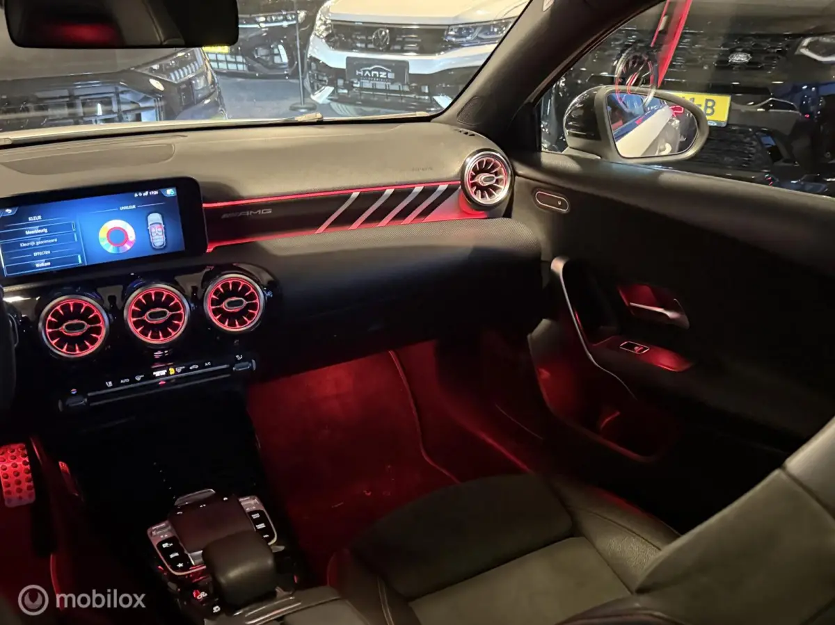 AMG 35 4MATIC Premium Plus