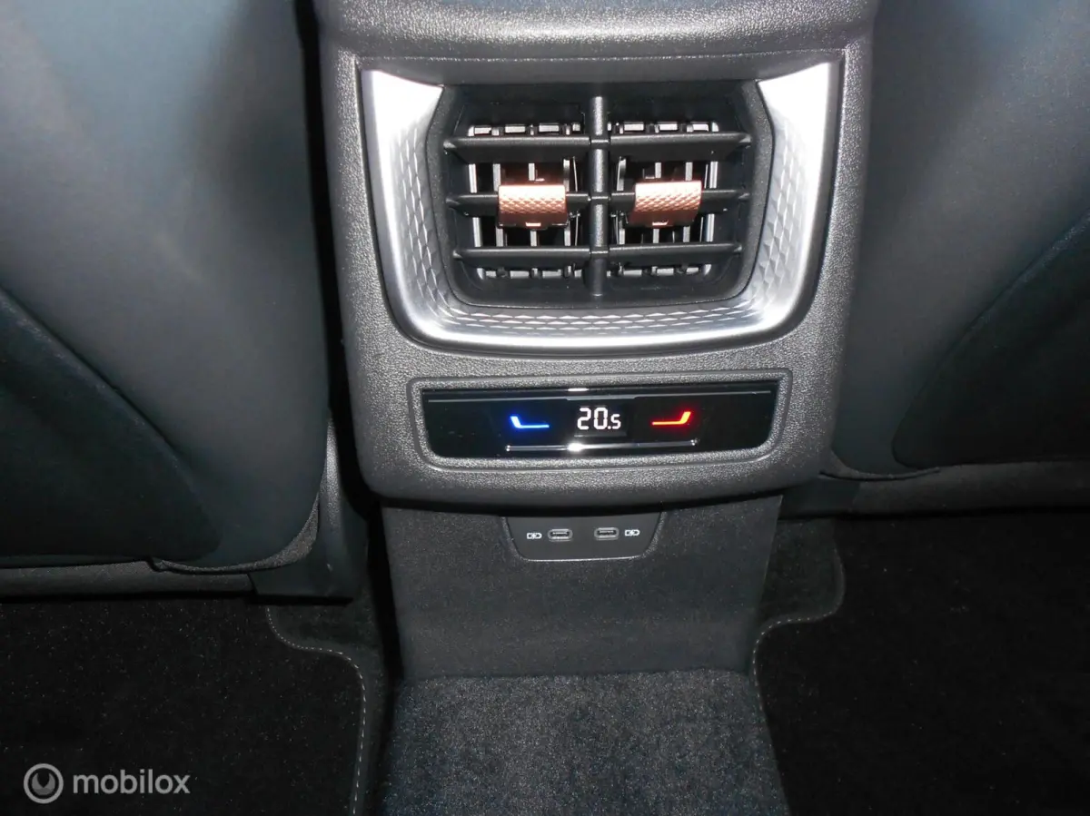 1.5 TSI e-Hybrid VZ Performance 272 PK trekh.