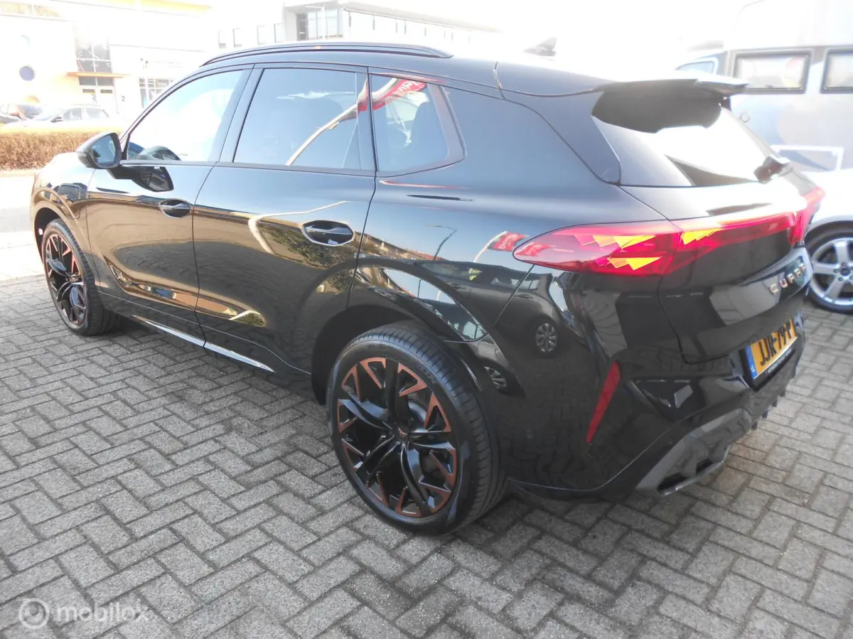 1.5 TSI e-Hybrid VZ Performance 272 PK trekh.