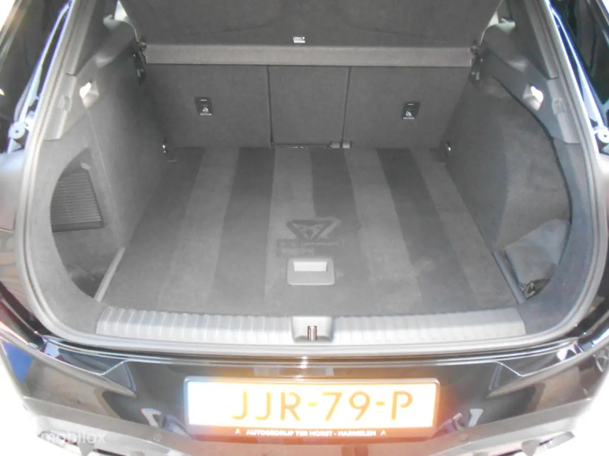 1.5 TSI e-Hybrid VZ Performance 272 PK trekh.