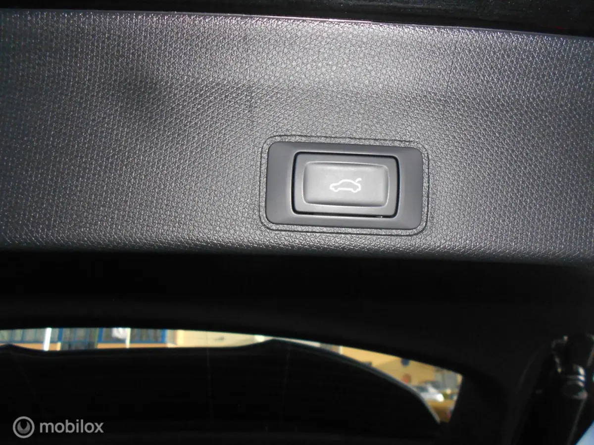 1.5 TSI e-Hybrid VZ Performance 272 PK trekh.
