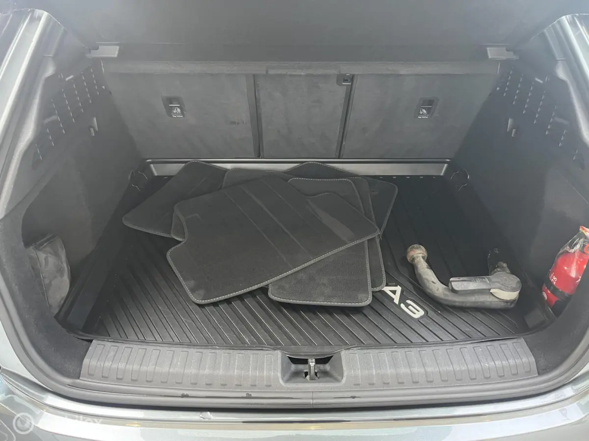 40 TFSI e S-LINE PANO-DAK*ACC*CAMERA*PDC*