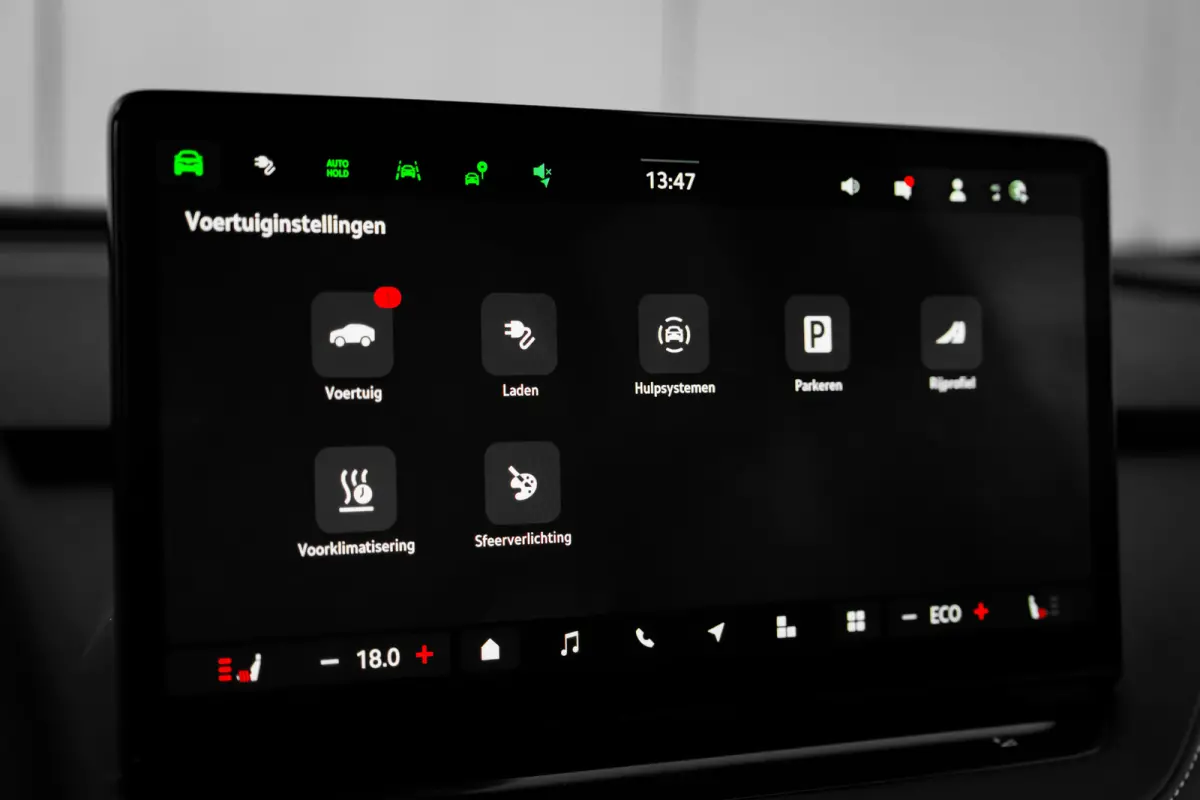 Sportline | Cruise control met speedlimiter | Driving mode select | Parkeersensoren voor en achter