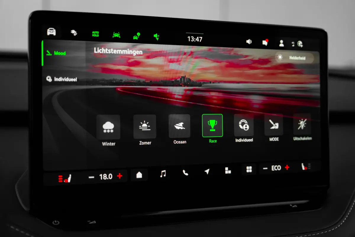 Sportline | Cruise control met speedlimiter | Driving mode select | Parkeersensoren voor en achter