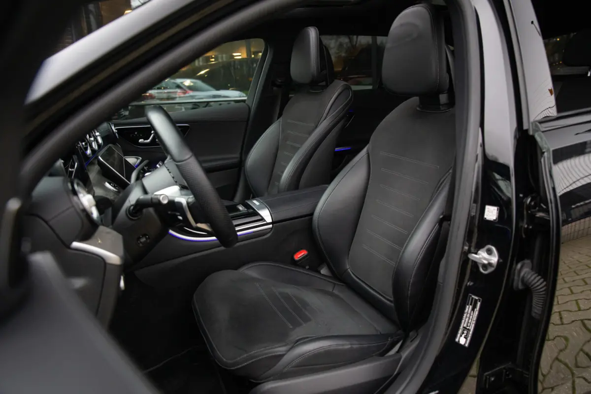 200 Launch Edition AMG Line , Panoramadak, Burmester , 3D-Camera, Sfeerverlichting